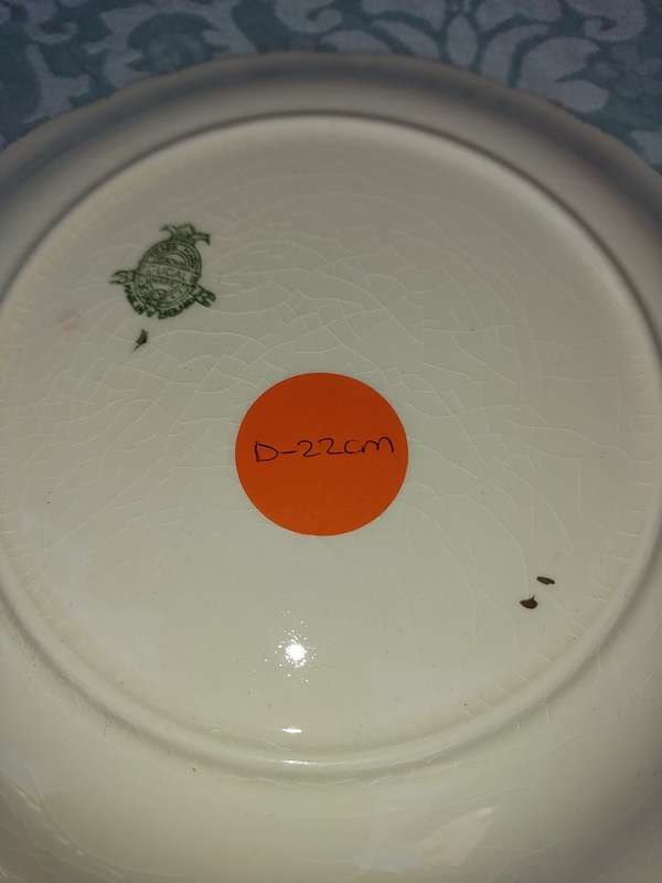 A VINTAGE CROWN DUCAL SALAD DRAINER AND UNDER PLATE FINE ROSES
