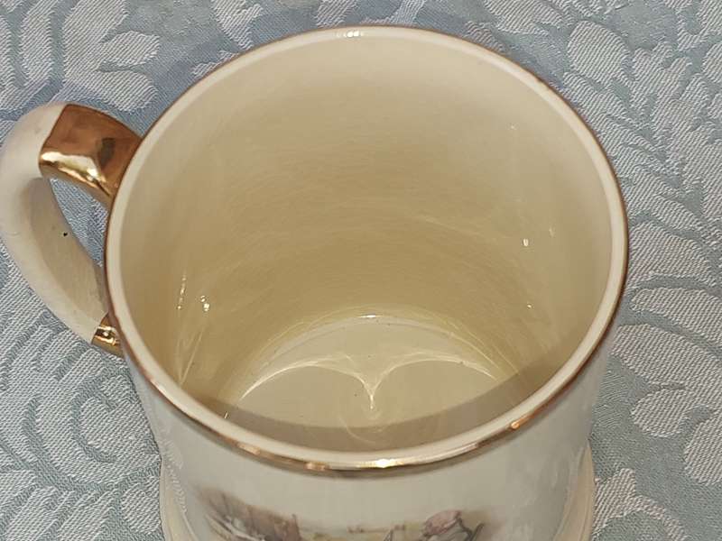 A VINTAGE ARTHUR WOOD SERIAL NUMBER 3752 TANKARD