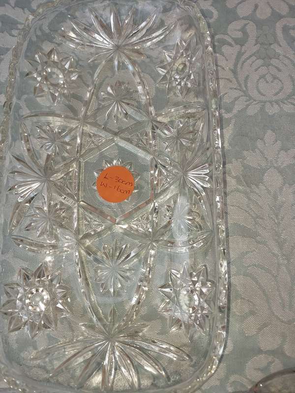 A COLLECTION OF ART DECOR GLASS SERVING PLATTERS