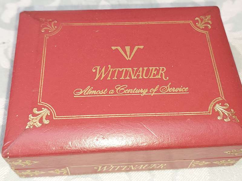 A SELECTION OF VINTAGE JEWELRY BOXES