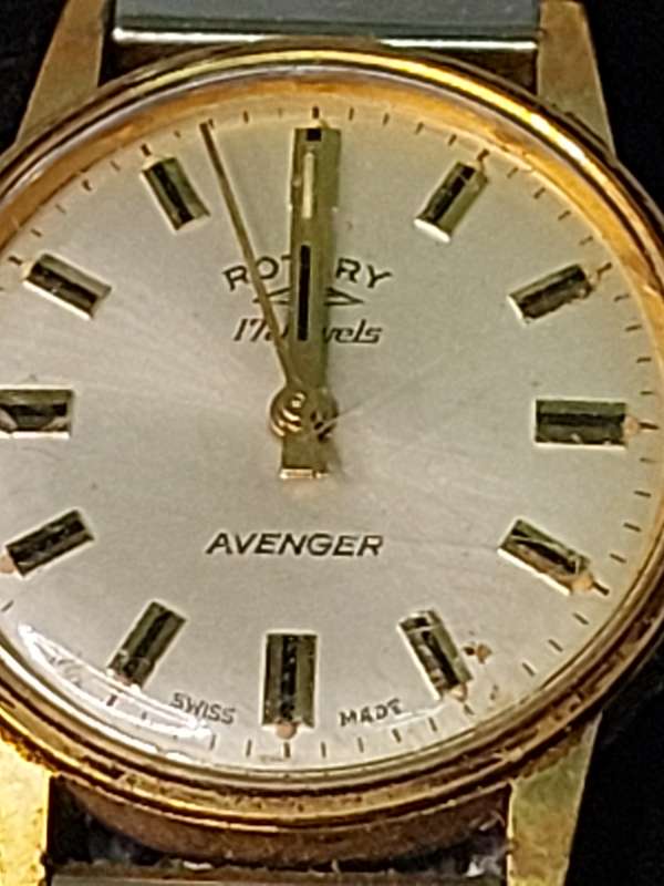 TWO VINTAGE WATCHES
