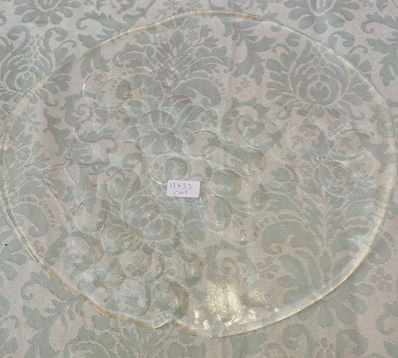 AN ART DECOR GLASS FRUIT PLATTER WITH A GRAPE VINE DESIGN SOLD AS IS