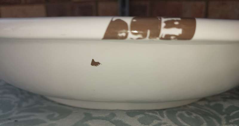 AN ART DECOR WHITE GARNITO CERAMICA MADE IN ITALY SERVING BOWL