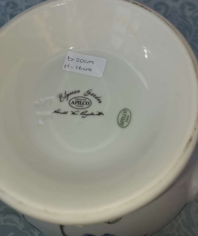 A VINTAGE  NOS ELYSIAN GARDEN APILCO SOUP TUREEN WITH LID