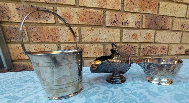 A COLLECTION OF VINTAGE EPNS KITCHEN UTENSILS