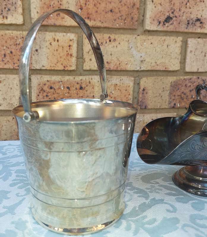 A COLLECTION OF VINTAGE EPNS KITCHEN UTENSILS