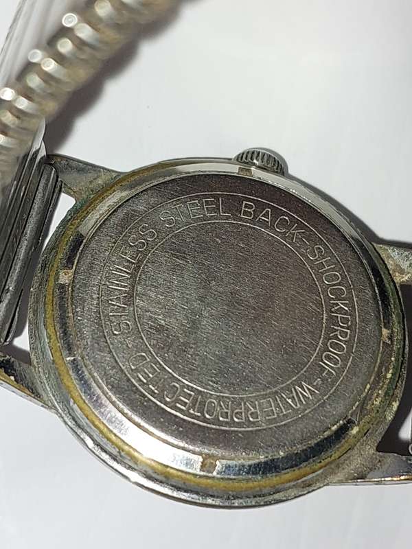A RARE OSCO PARAT MILITARY 21 JEWELS WRIST WATCH