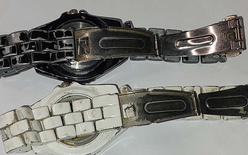 TWO USED LADY'S GENEVE QUARTZ WRISTWATCHES