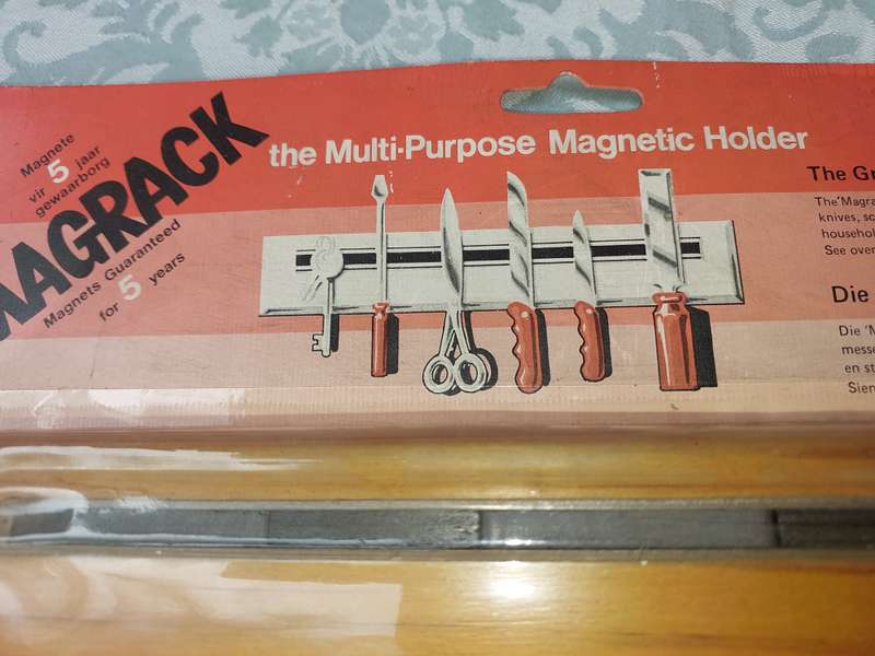 A GENUINE MAGNETIC RACK SOLD AS IS