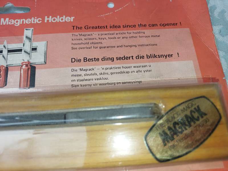 A GENUINE MAGNETIC RACK SOLD AS IS
