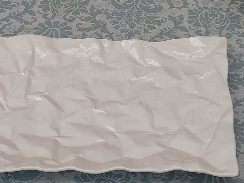 A RECTANGULAR CERAMIC SALT & PEPPER OVEN USE PLATTER