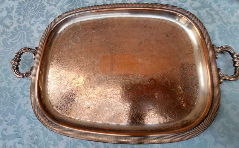 A VINTAGE EDWARDIAN GENUINE SILVERPLATED SERVING TRAY