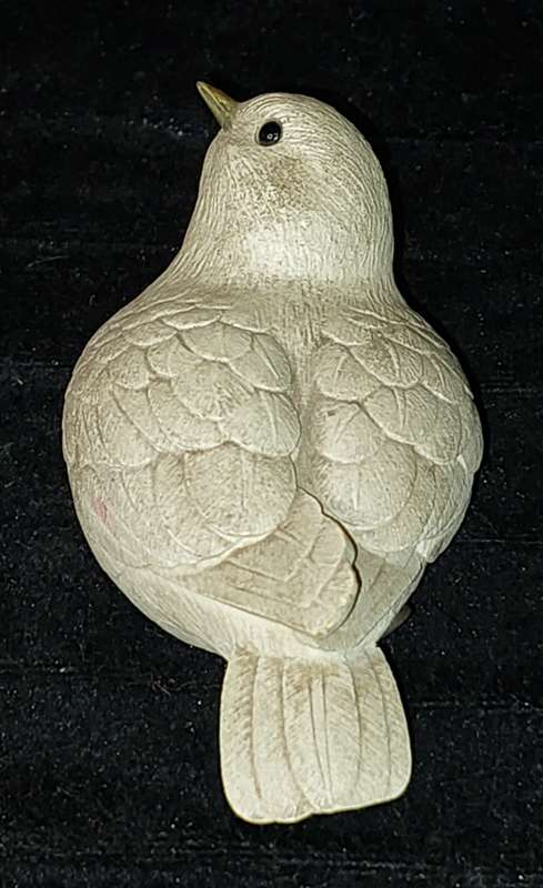 A RARE COLLECTION OF ELLI MALEVOLTI SCULPTURES MADE IN ITALY