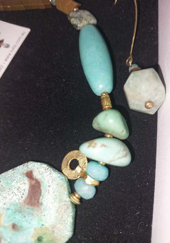 AN AUTHENTIC LUKA NECKLACE SET MADE IN AUSTRALIA