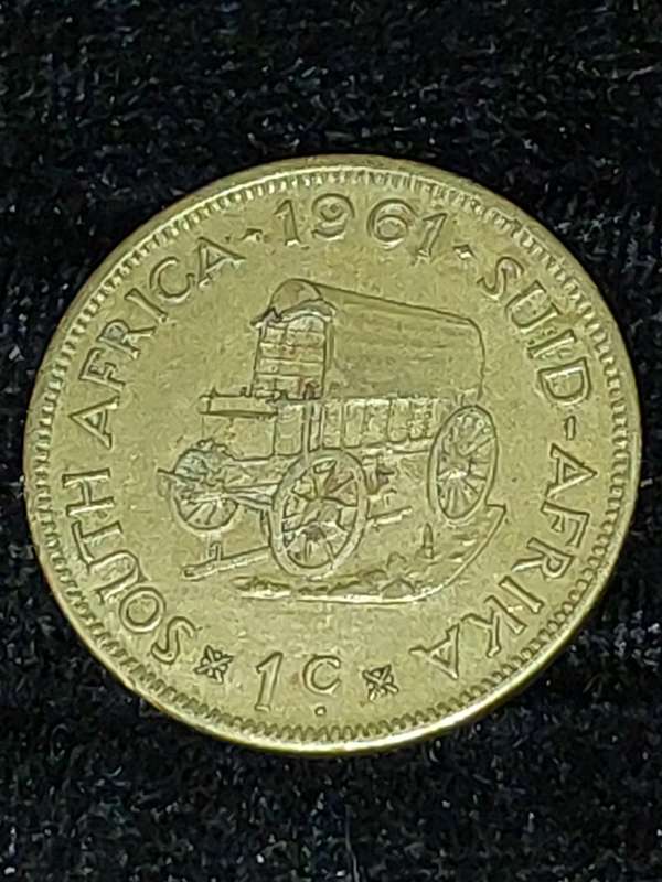 A COLLECTION OF 5 ANTIQUE  SOUTH AFRICAN BRASS 1 CENT COINS