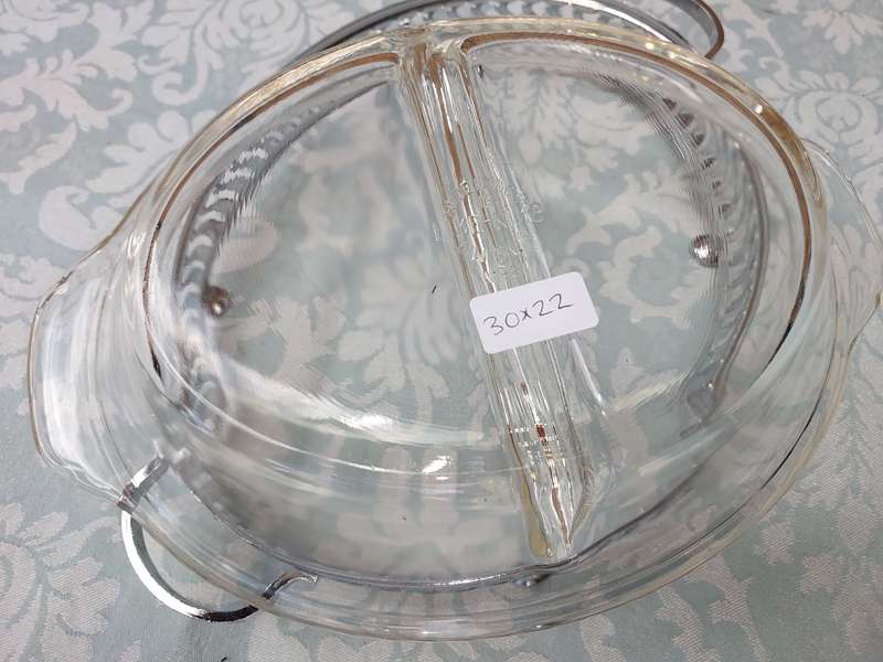A VINTAGE SILVERPLATE AND COMPARTMENTAL GLASS SERVING DISH