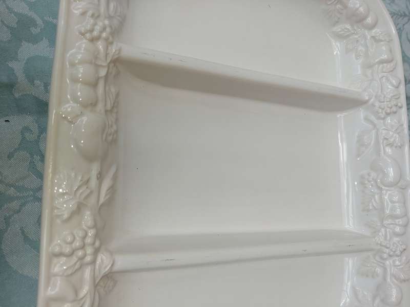 AN EXTRA LARGE WHITE CERAMIC COMPARTMENTED SERVING PLATTER