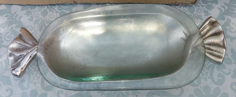 AN ART DECOR CAROL BOYES STYLE SERVING TRAY ALUMINUM ALLOY WITH A FROSTED GLASS INNER