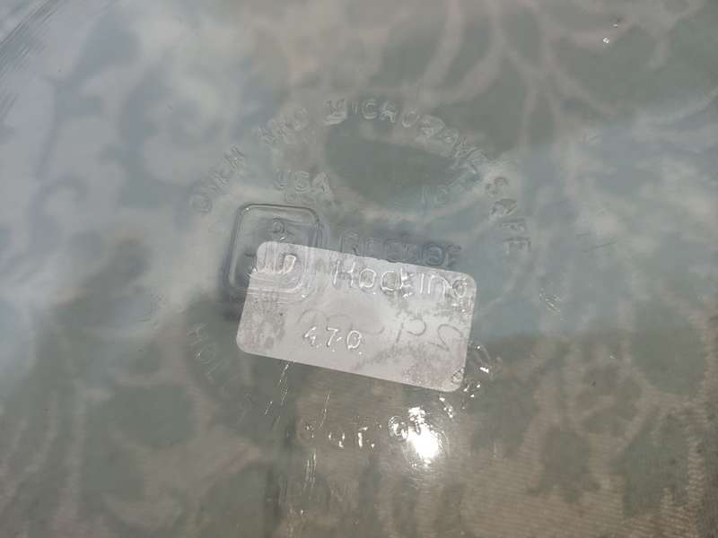 AQN ANCHOR HOCKING MADE IN THE USA MICROWAVE AND DISHWASHER SAFE TART MOULD