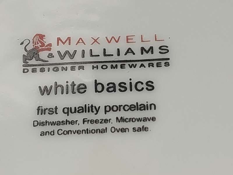 TWO BASIC WHITE BY MAXWELL & WILLIAMS SERVING BOWLS