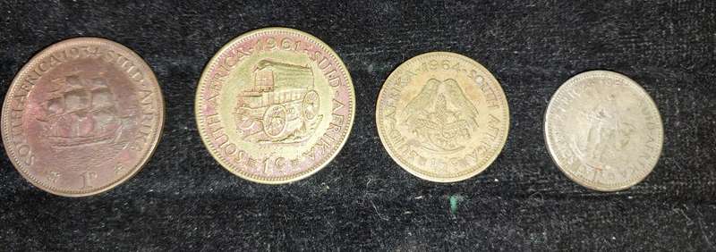 A COLLECTION OF RARE SOUTH AFRICAN ANTIQUE COINS