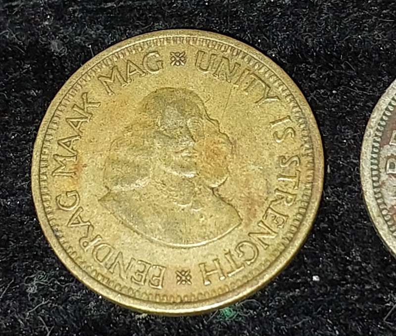 A COLLECTION OF RARE SOUTH AFRICAN ANTIQUE COINS