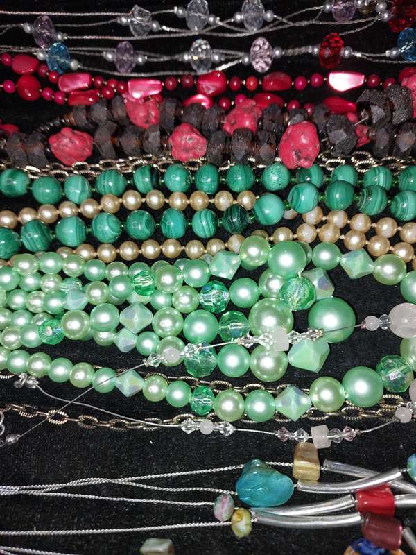 A JOB LOT COLLECTION COSTUME NECKLACES