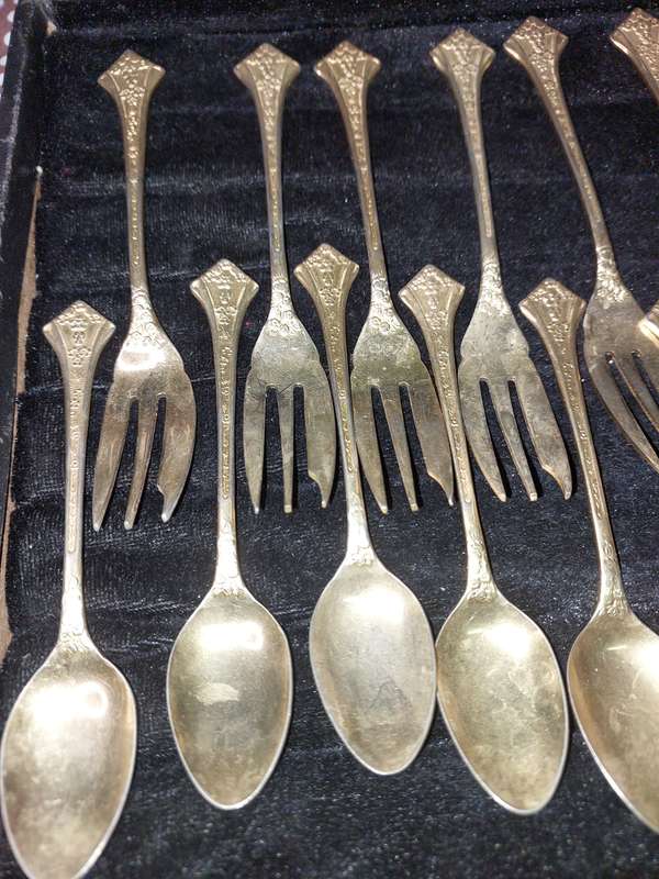 A COLLECTION OF 20 DESERT FORKS AND SPOONS