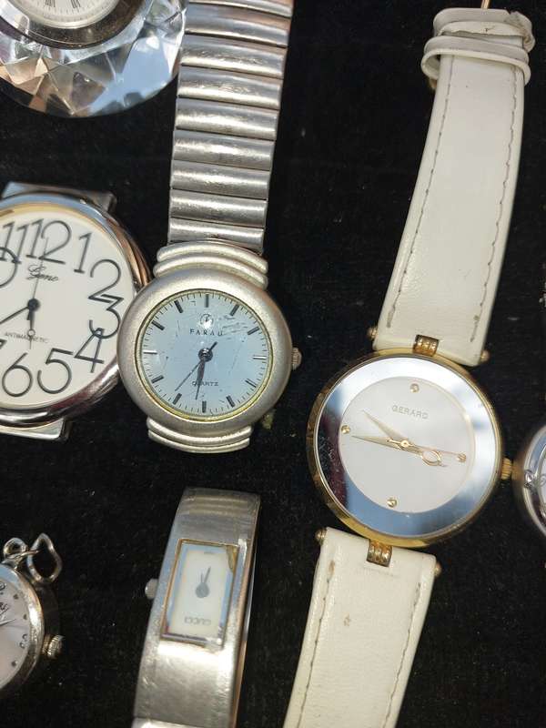 A VINTAGE COLLECTION DRESS WATCHES