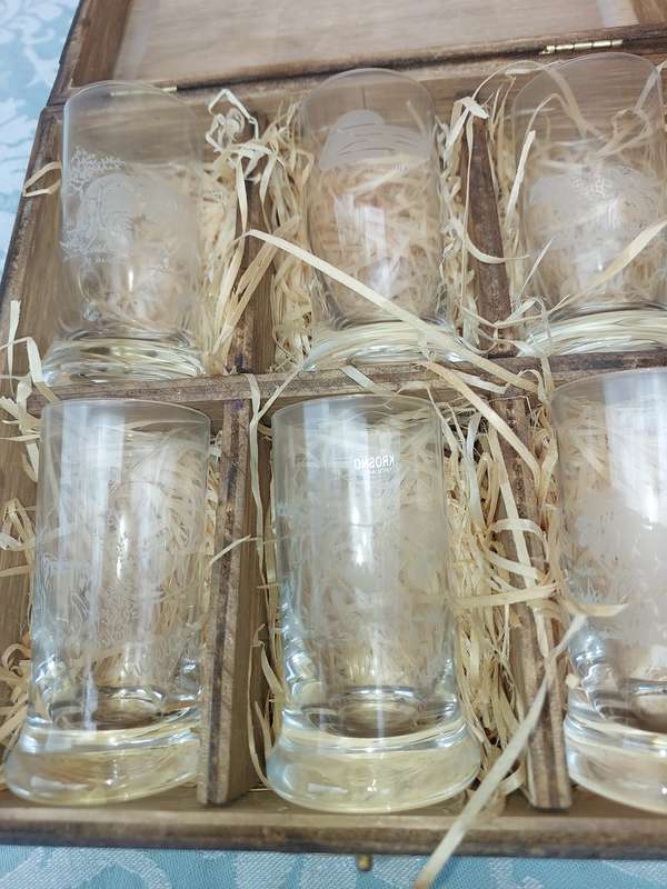 A COLLECTOR SET OF 12 BIG FIVE AFRICAN GAME SHERRY GLASSES