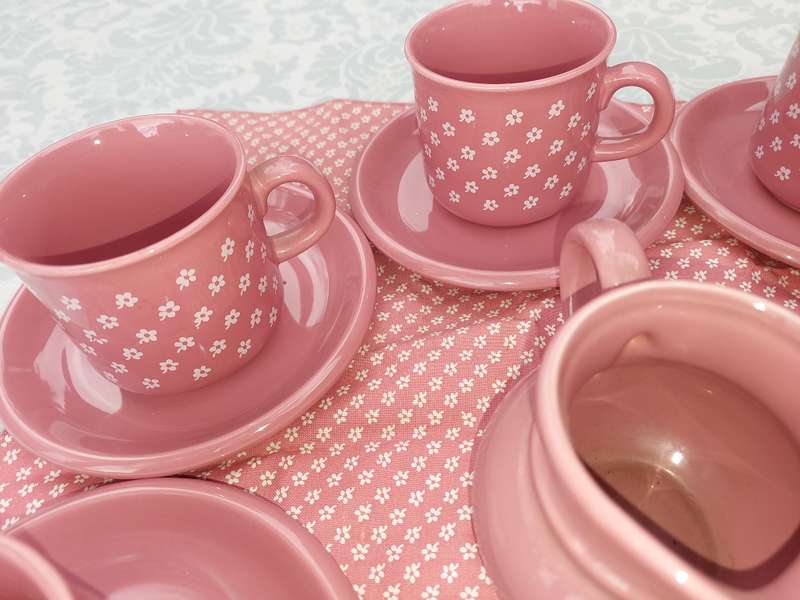AN 11 PIECE PINK COFFEE CUP AND SAUCER  SET MADE IN DENMARK