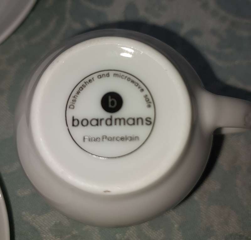 A COLLECTION OF 4 COFFEE CUPS AND SIX SAUCERS BY BOARDMANS
