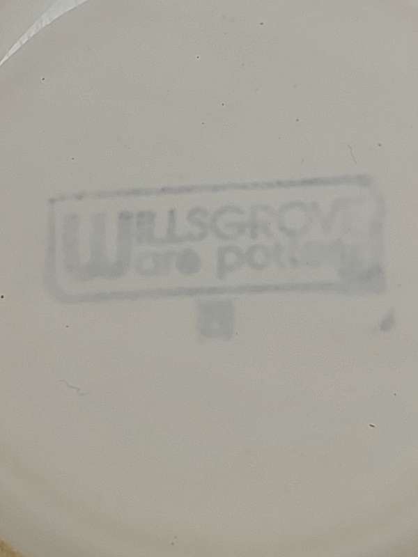 A COLLECTION OF 10 REMICANS AND TWO PIE OVEN PROOF DISHES
