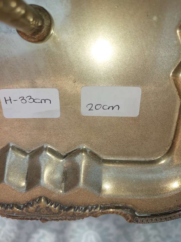 A VINTAGE TWO TIER SILVER PLATED DESERT STAND