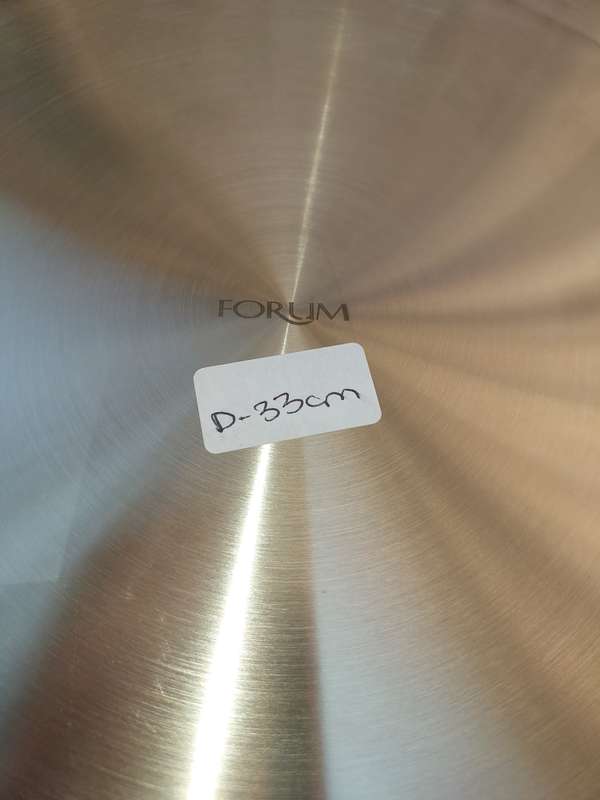 A SINGLE SETTING DINNER STAINLESS STEEL CHROME PLATE AND BASE TRAY