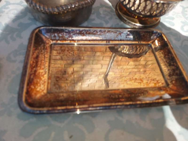 A COLLECTION JOBLOT SILVER PLATED UTENSILS
