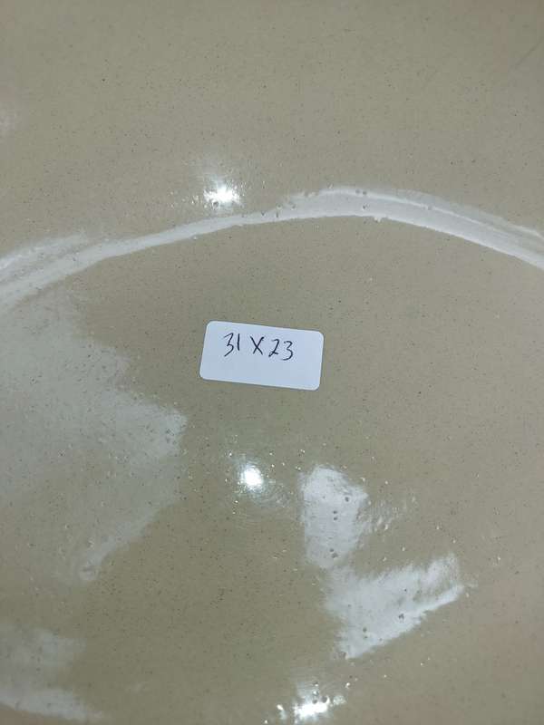 A COLLECTION OF OVEN PROOFE CERAMIC CASSEROLES