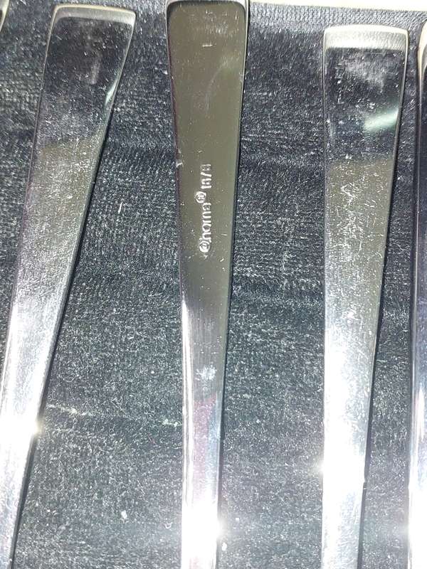 AN 18 PIECE @HOME STAINLESS STEEL CUTLERY SET SOLD AS IS