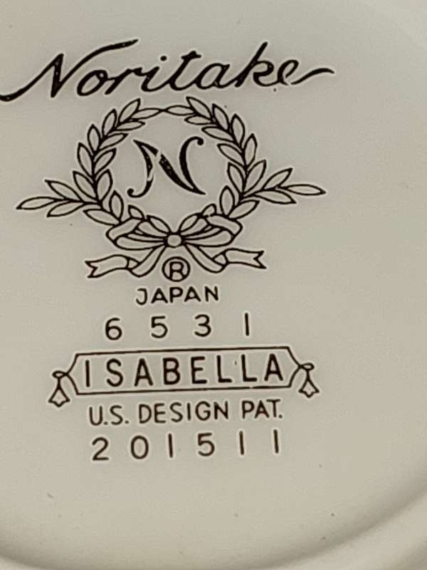 A VINTAGE NORITAKE JAPAN ISABELA 201511 10 X TRIOS, 2 EXTRA SIDE PLATES, 2 EXTRA SAUCERS AND DESE