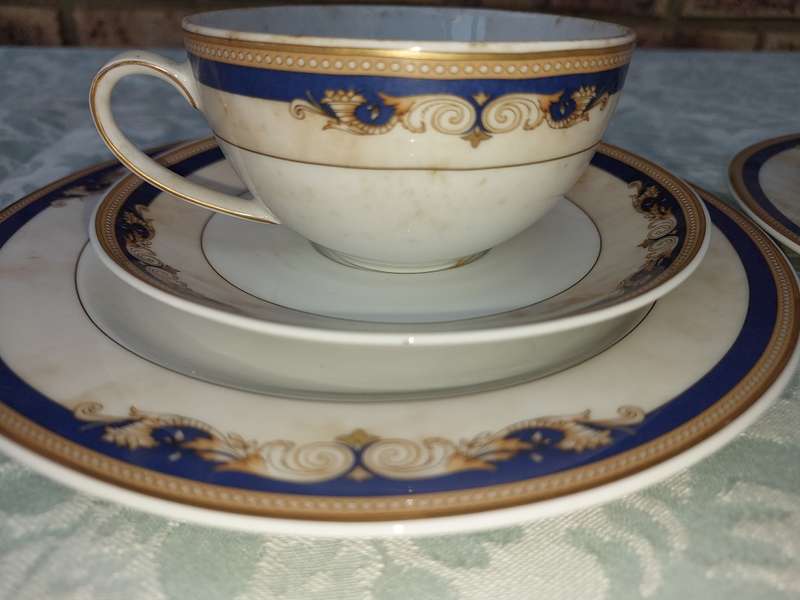 A VINTAGE ESCHENBACH PORZELLAN GERMANY BLUE TRIM TRIO SOLD AS IS