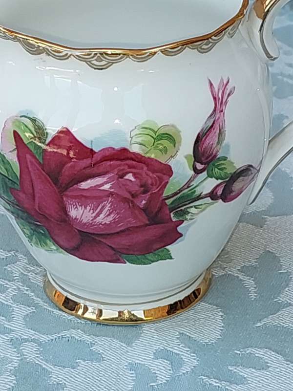 Vintage Roslyn Wheatcroft Roses Grand Gala Fine Bone China Milk jug Saucer