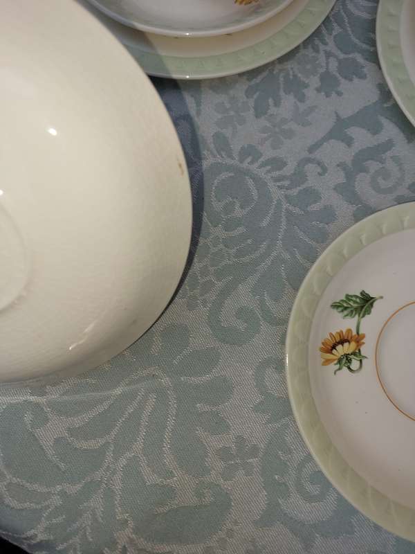 Vintage, 1970's, Barratts Of Staffordshire 10 trios and 2 extra side plates and 4 extra saucers sol