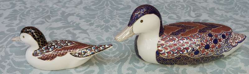 TWO VINTAGE ART DECOR DUCKS, COLLECTORS ITEMS SOLD AS IS