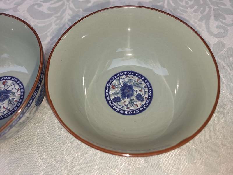 A COLLECTION OF 3 VINTAGE CHINESE EATING BOWLS