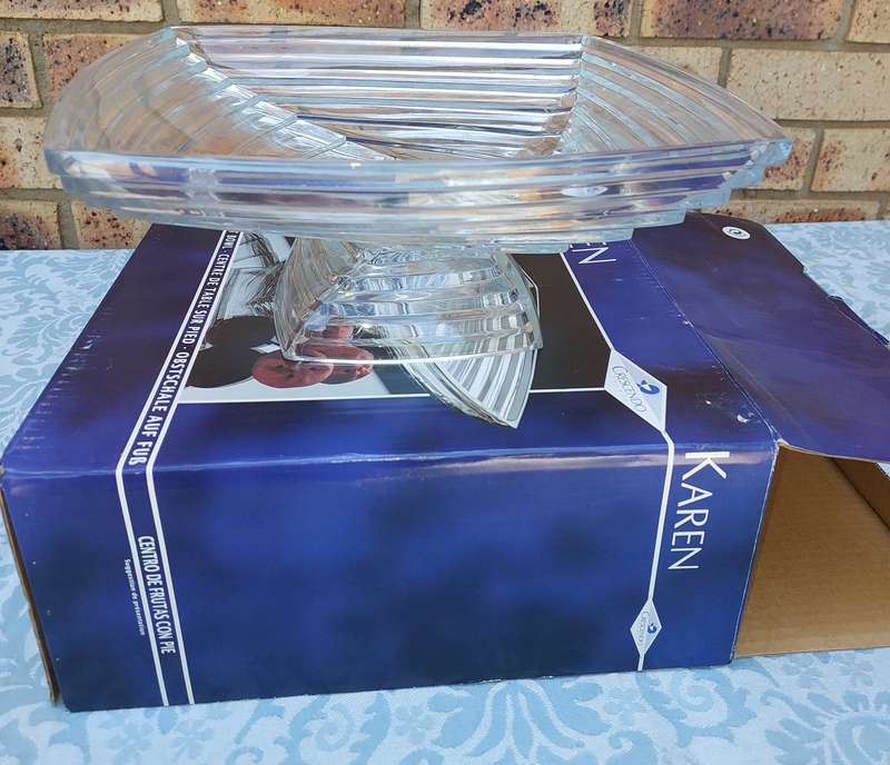 Karen Footed Fruit Bowl