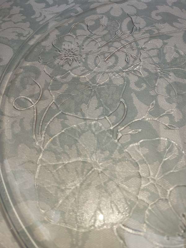 A CLASSIC COLLECTION OF GLASS SERVING PLATTERS SOLD AS IS