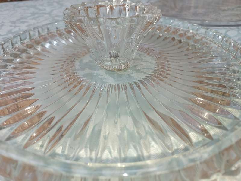 A CLASSIC COLLECTION OF GLASS SERVING PLATTERS SOLD AS IS