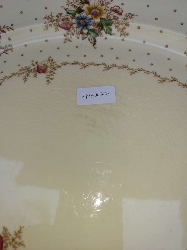 A Crown Ducal ROSALIE Florentine serving platter sold as is