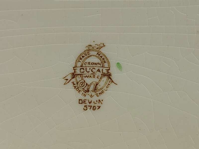 A Crown Ducal ROSALIE Florentine serving platter sold as is