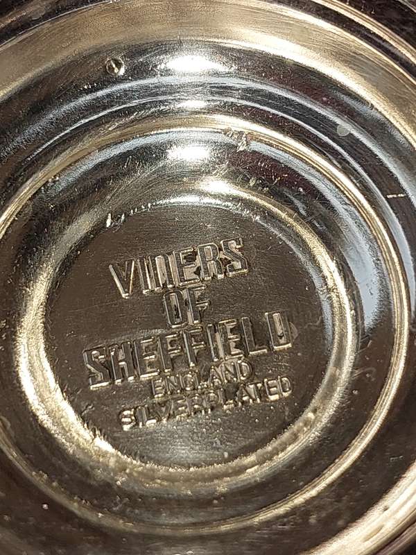 TWO VINNIERS OF SHEFFIELD EGG HOLDERS